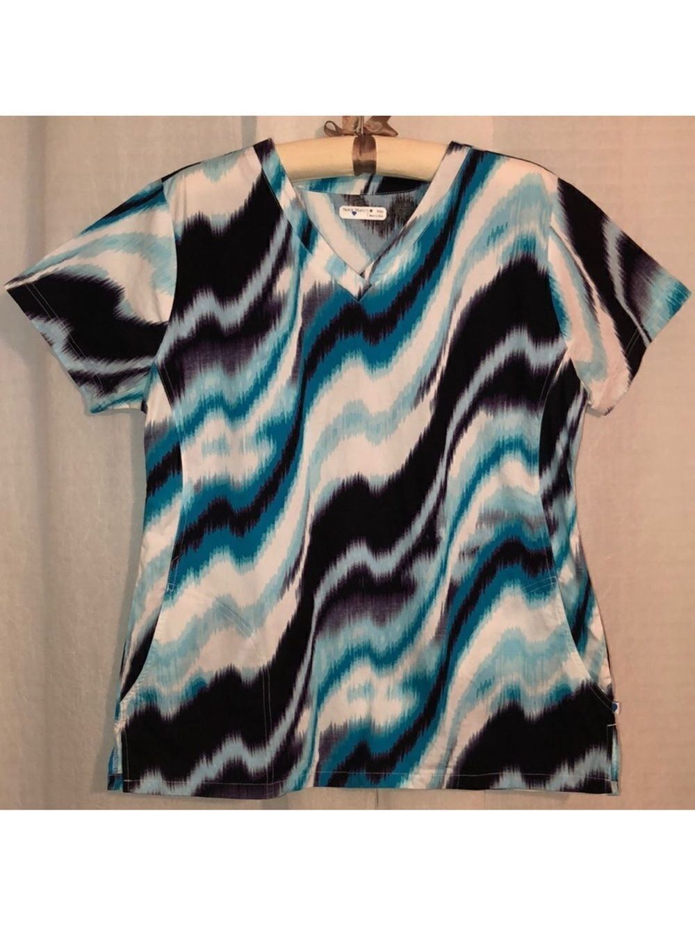 Nurse Mates M White Blue Purple Black Tie Dye Watercolor Kiley Cotton Scrub Top